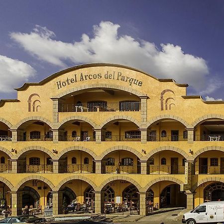 Hotel Arcos Del Parque Acayucan Esterno foto