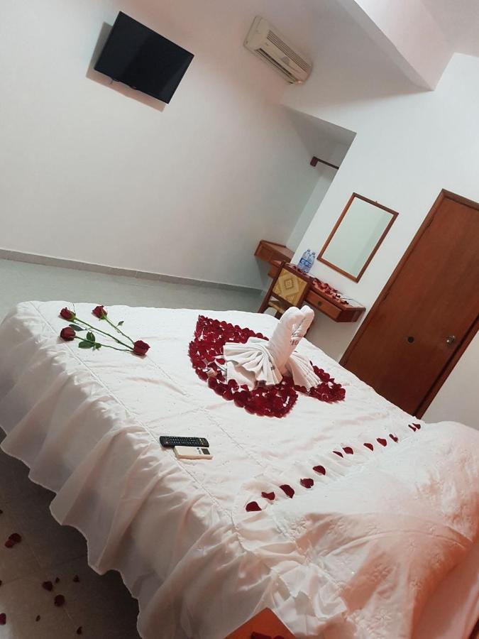 Hotel Arcos Del Parque Acayucan Esterno foto