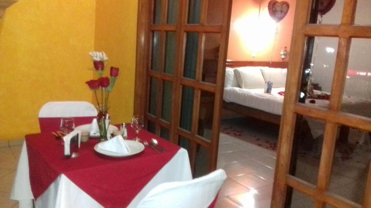 Hotel Arcos Del Parque Acayucan Esterno foto