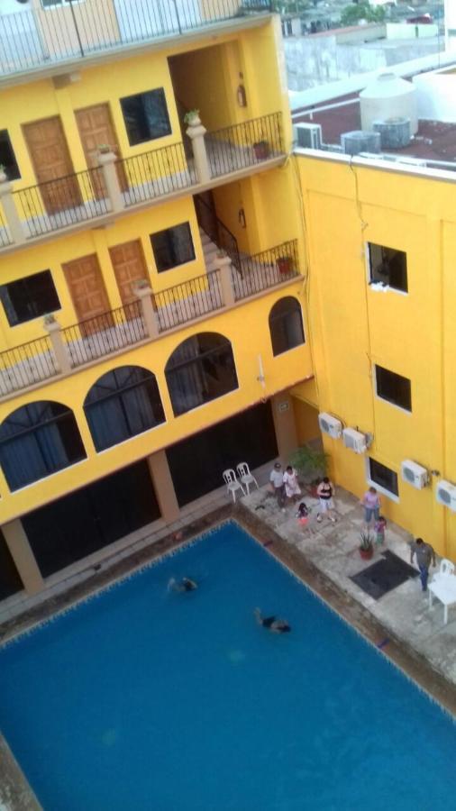 Hotel Arcos Del Parque Acayucan Esterno foto