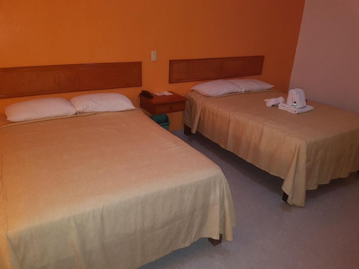 Hotel Arcos Del Parque Acayucan Esterno foto