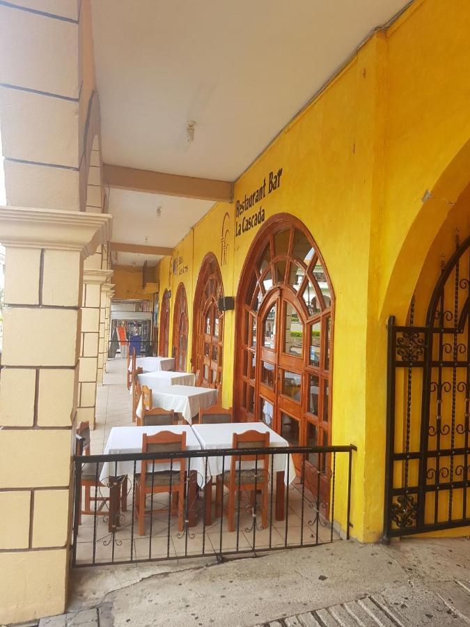Hotel Arcos Del Parque Acayucan Esterno foto